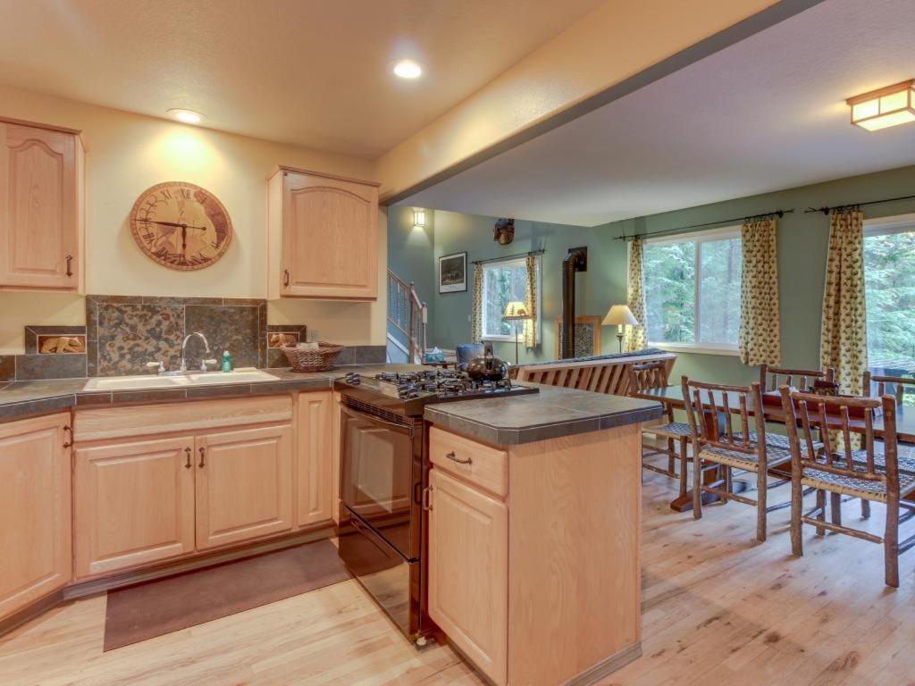 Roaring River Retreat Welches 외부 사진